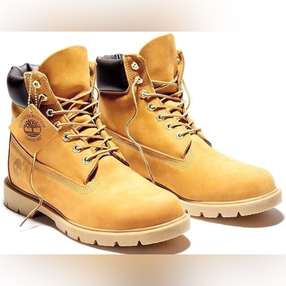 HOST PICK 🎁🎁🛍️ Timberland Tan and Black Ankle Boots with Nubuck Leather. - Picture 8 of 12